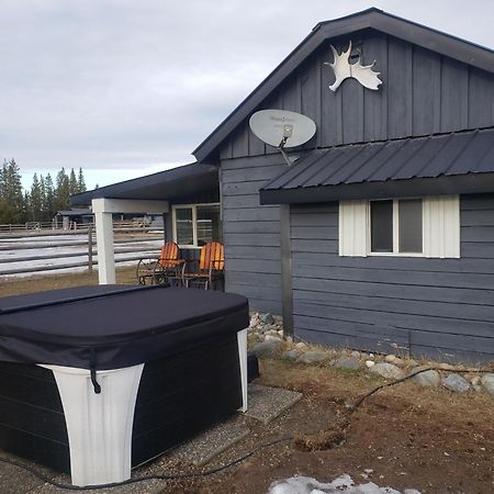 Woodhouse Cottages And Ranch Prince George Exterior photo