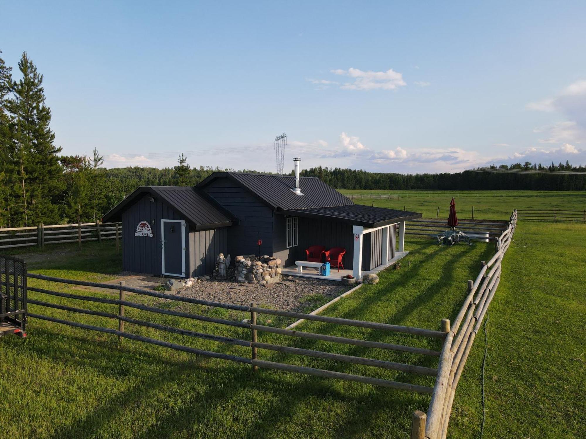 Woodhouse Cottages And Ranch Prince George Exterior photo