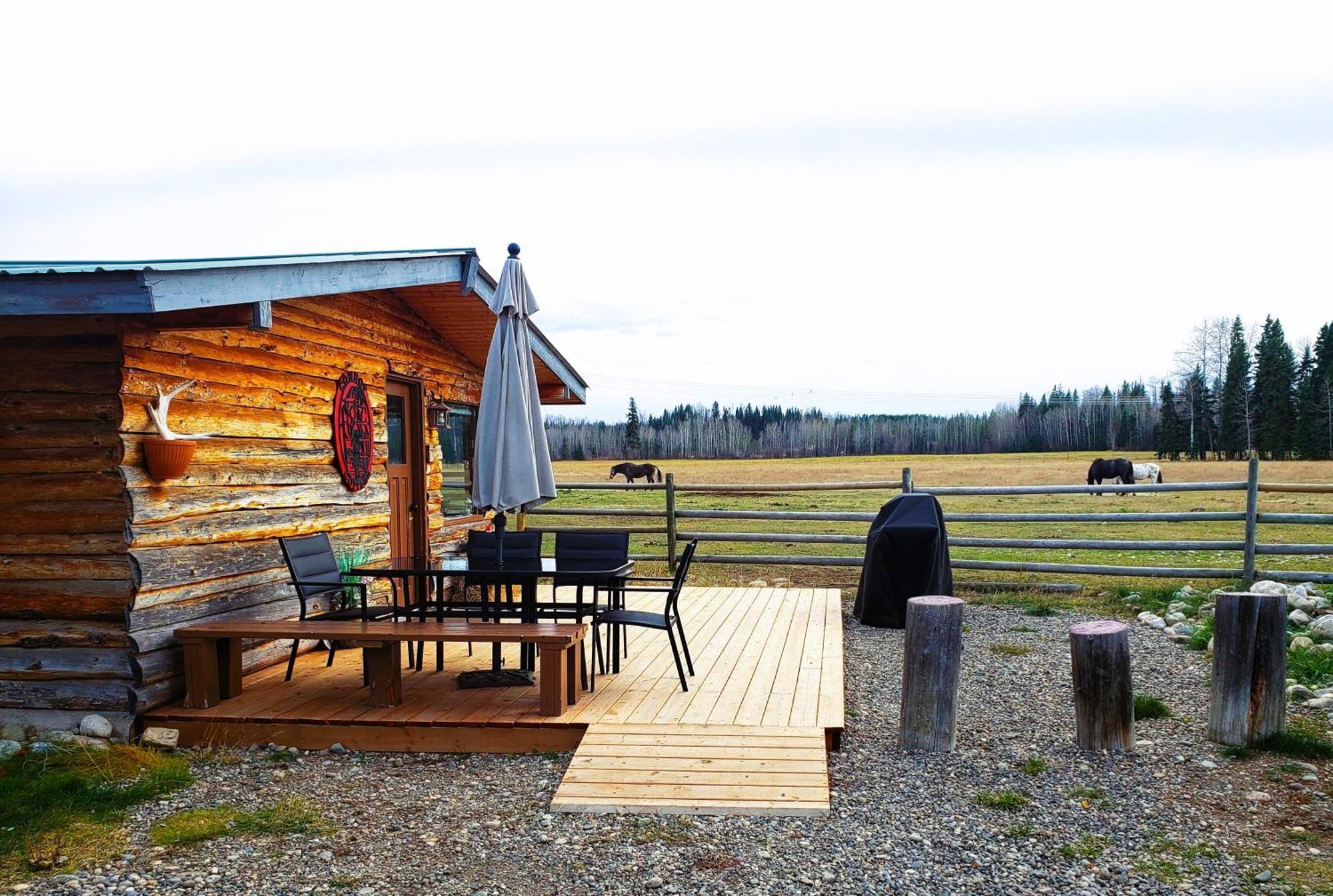 Woodhouse Cottages And Ranch Prince George Exterior photo