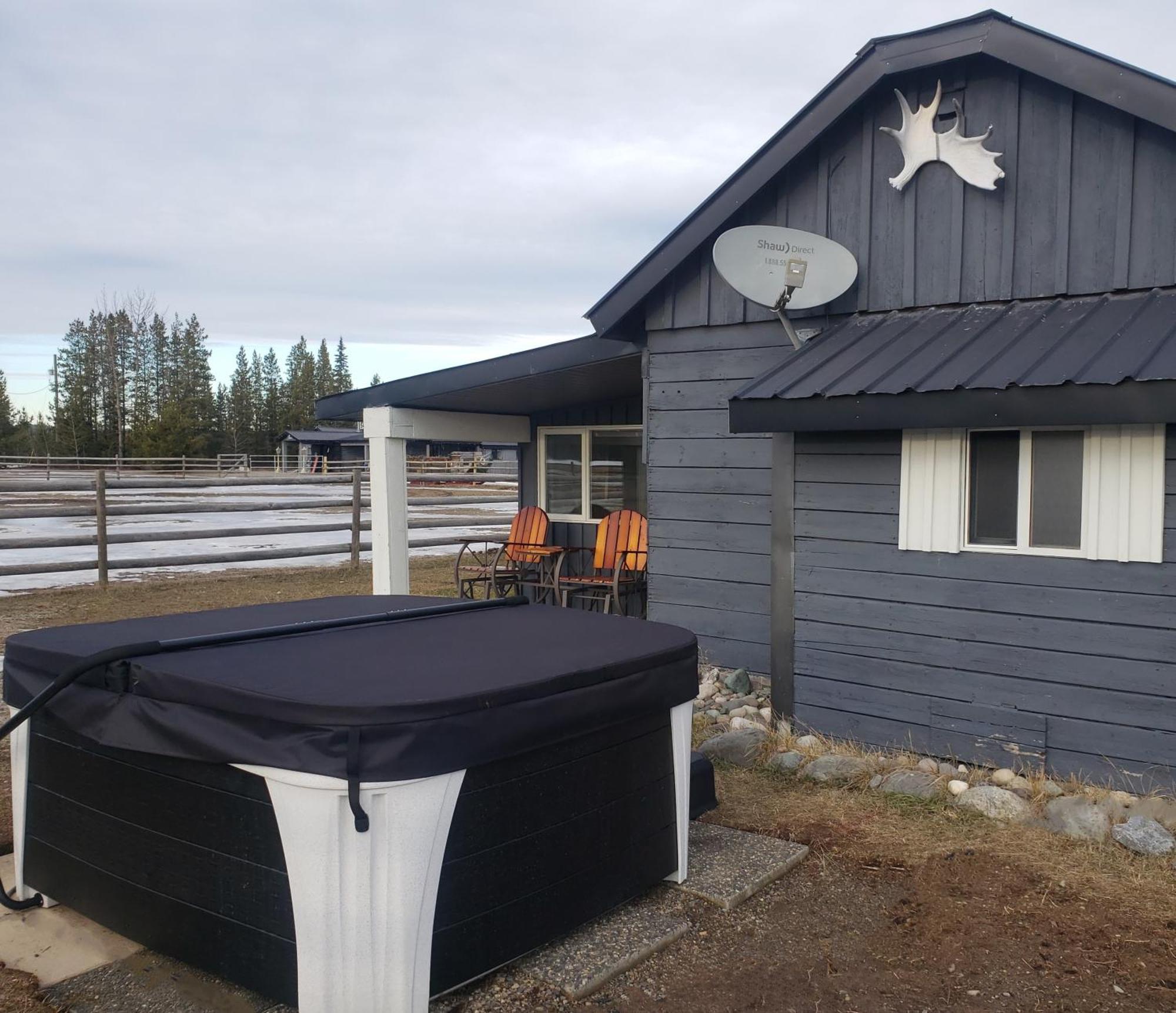 Woodhouse Cottages And Ranch Prince George Exterior photo