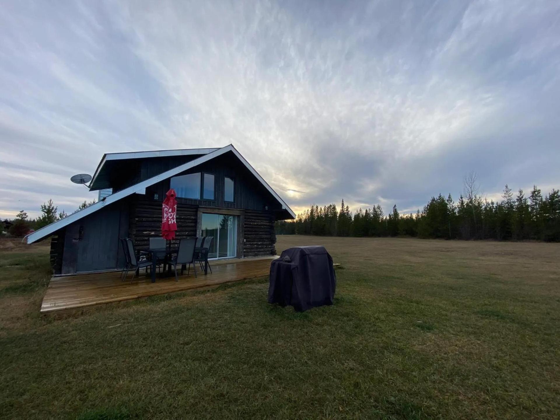 Woodhouse Cottages And Ranch Prince George Exterior photo