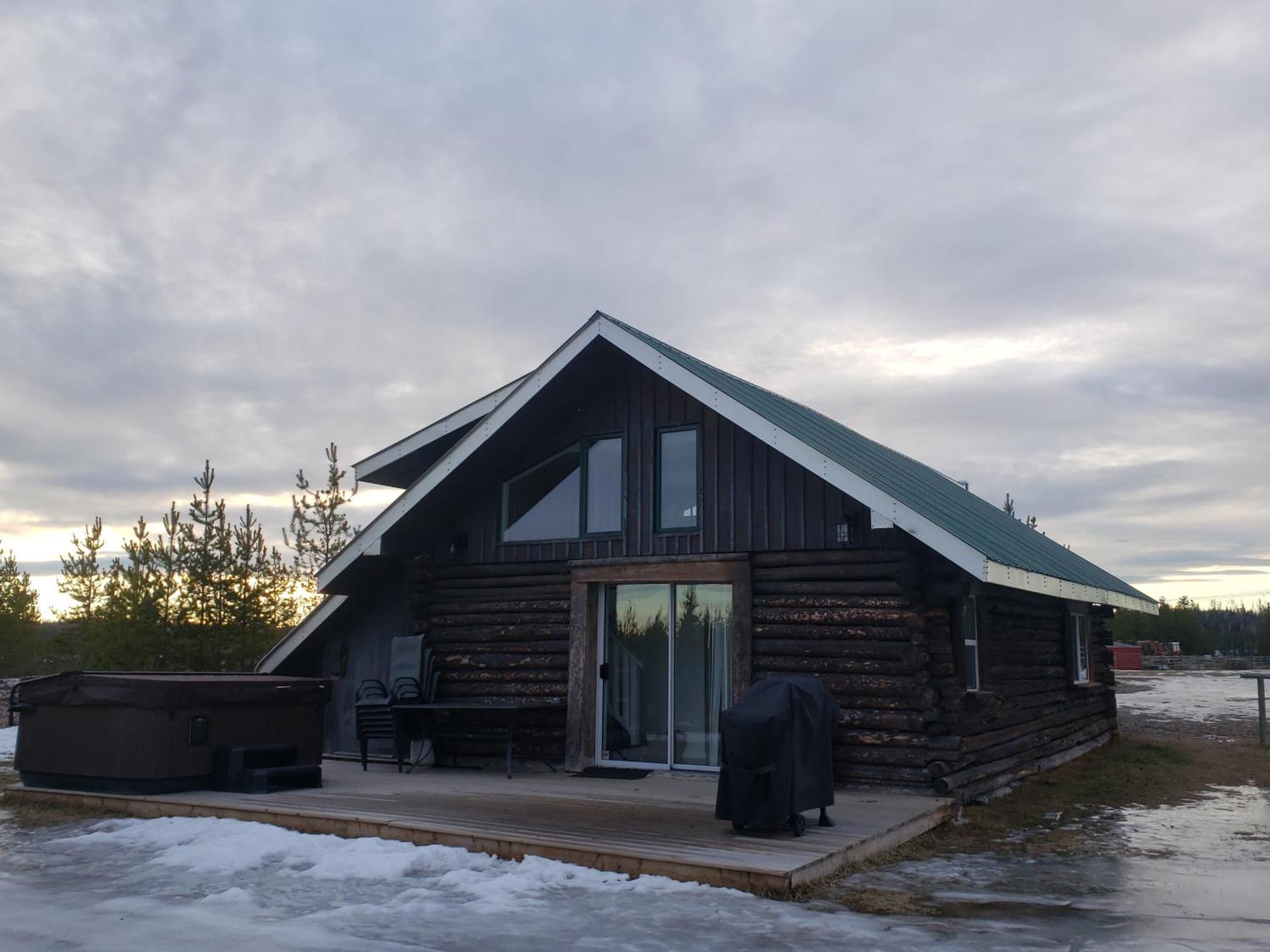 Woodhouse Cottages And Ranch Prince George Exterior photo